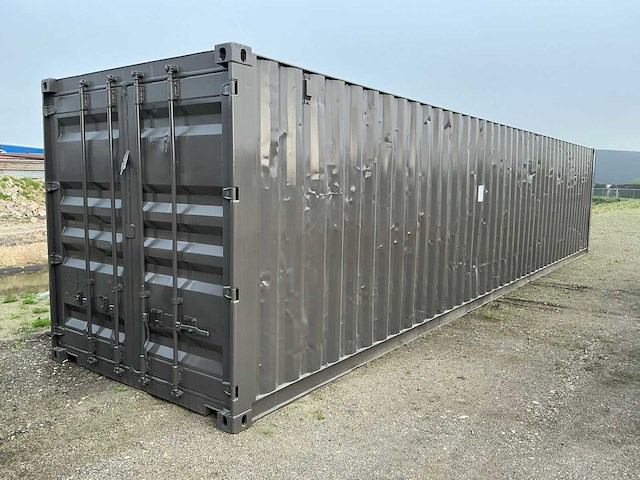 Zeecontainer - afbeelding 1 van  19