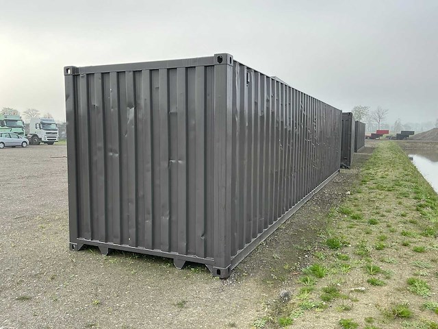 Zeecontainer - afbeelding 15 van  19