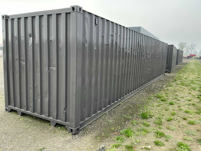 Zeecontainer - afbeelding 16 van  19