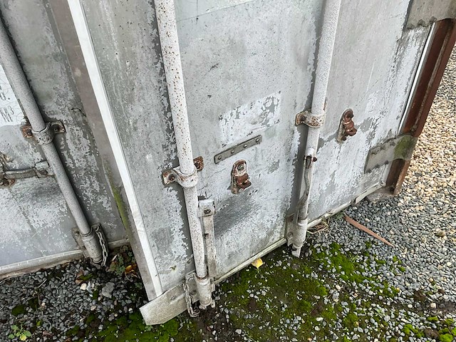 Zeecontainer - afbeelding 10 van  15