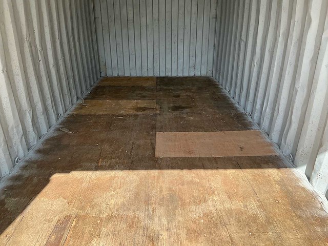 Zeecontainer - afbeelding 4 van  12