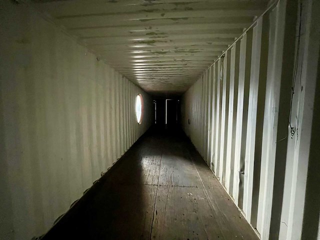 Zeecontainer - afbeelding 4 van  5