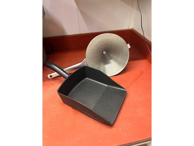 Zeef en opschepper - afbeelding 1 van  1