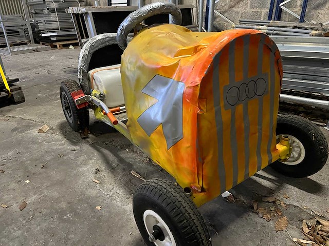 Zeepkist voor zeepkistenrace - afbeelding 1 van  2