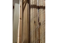 Zeer grote partij diverse houten latten, balken en panelen - afbeelding 32 van  32