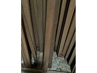 Zeer grote partij diverse houten latten en omlijstingen. - afbeelding 18 van  38