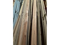 Zeer grote partij diverse houten latten en omlijstingen. - afbeelding 31 van  38