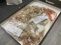 Zeer grote partij diverse juwelen en kettingen - afbeelding 21 van  52