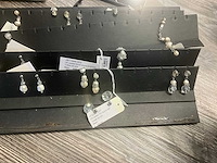 Zeer grote partij diverse juwelen en kettingen - afbeelding 25 van  52