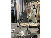 Zeer grote partij diverse juwelen en kettingen - afbeelding 26 van  52