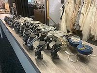 Zeer grote partij diverse juwelen en kettingen - afbeelding 48 van  52