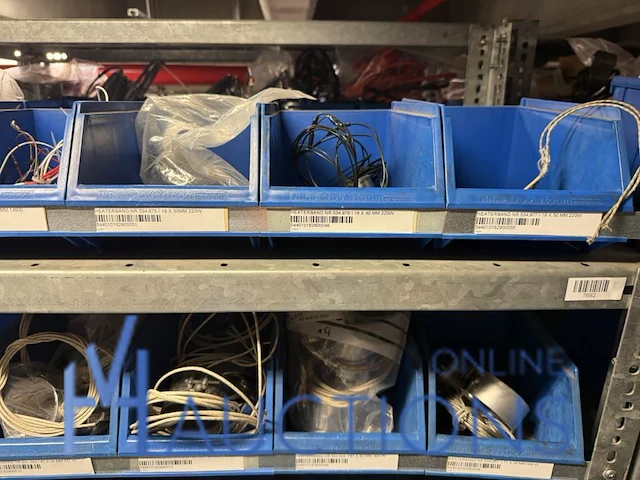 Zeer grote partij diverse machineonderdelen - afbeelding 103 van  157
