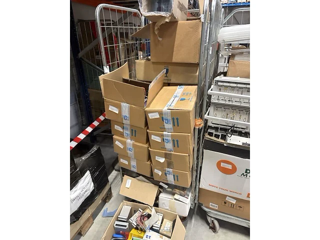 Zeer grote partij diversen - afbeelding 11 van  19
