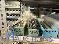 Zeer grote partij ejectorpinnen - afbeelding 97 van  118