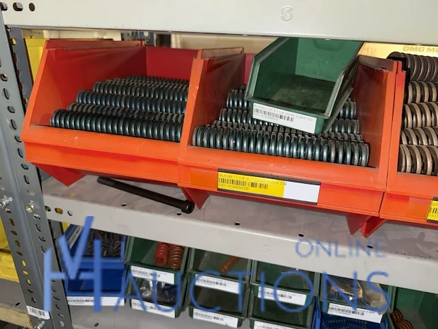Zeer grote partij machineonderdelen en technische componenten - afbeelding 105 van  122