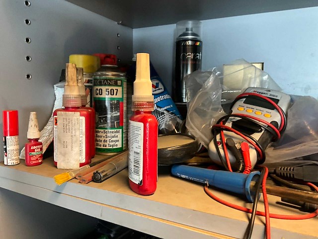 Zeer grote partij werkgereedschap en materiaal (inhoud ruimte) - afbeelding 92 van  120