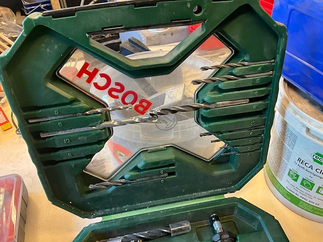Zeer grote partij werkgereedschap en materiaal (inhoud ruimte) - afbeelding 3 van  57