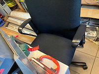 Zeer grote partij werkgereedschap en materiaal (inhoud ruimte) - afbeelding 8 van  57