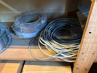 Zeer grote partij werkgereedschap en materiaal (inhoud ruimte) - afbeelding 19 van  57