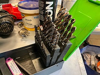 Zeer grote partij werkgereedschap en materiaal (inhoud ruimte) - afbeelding 48 van  57