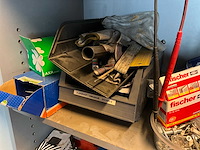 Zeer grote partij werkgereedschap en materiaal (inhoud ruimte) - afbeelding 55 van  57