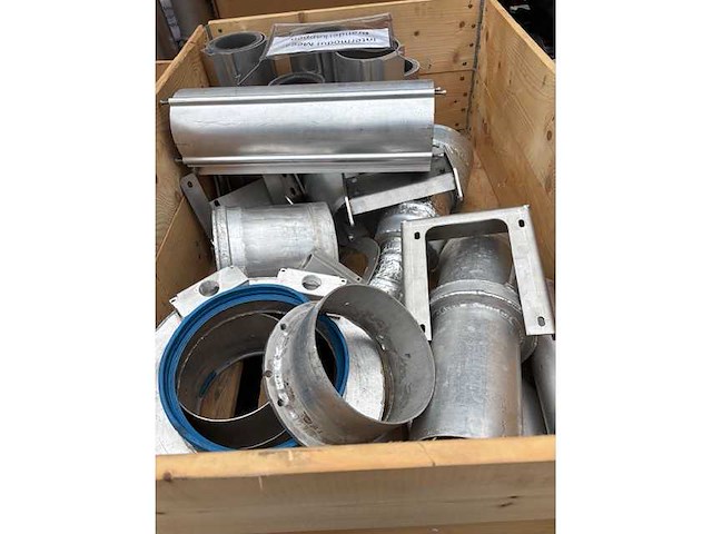 Zeer grote party lucht/rookkanaal/instalatiemateriaal nieuw - afbeelding 4 van  16