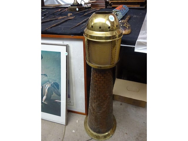 Zeer grote phare lamp met retatieve vlam effect, faro, hoogte 92cm - afbeelding 1 van  2