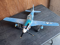 Zeer mooie handgemaakte jachtvliegtuig (levenswerk)north americain p-51d mustang wo2 l 680mm b 790mm h 300mm