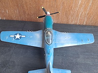 Zeer mooie handgemaakte jachtvliegtuig (levenswerk)north americain p-51d mustang wo2 l 680mm b 790mm h 300mm - afbeelding 4 van  6