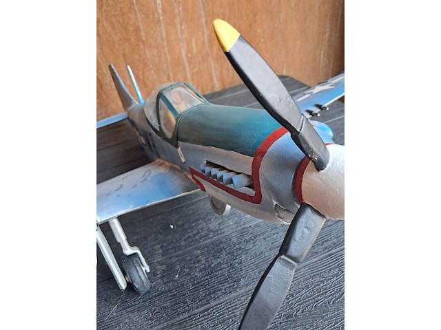 Zeer mooie handgemaakte jachtvliegtuig (levenswerk)north americain p-51d mustang wo2 l 680mm b 790mm h 300mm - afbeelding 6 van  6