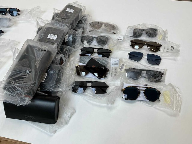 Zegna zonnebril (11x) - afbeelding 1 van  9