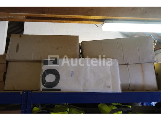 Zeilen voor bouwbarrières - afbeelding 1 van  5