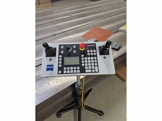 Zeiss cmm pro t meetbank - afbeelding 5 van  5