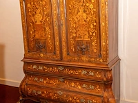 Zeldzaam hollands 18e-eeuws marqueterie kabinet...