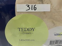 Zelesta teddybed fluffy cream 140x200 300 gr - afbeelding 3 van  3