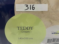 Zelesta teddybed fluffy cream 140x200 300 gr - afbeelding 3 van  3