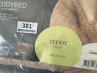 Zelesta teddybed fluffy taupe 140 x 200 300 gr - afbeelding 3 van  3