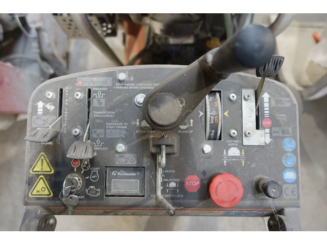 Zelfaandrijvende vloerzaag husqvarna - afbeelding 5 van  9