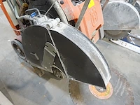 Zelfaandrijvende vloerzaag husqvarna - afbeelding 7 van  9