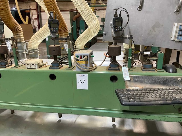 Zelfbouw controlemachine voor panelen dikteafwijking - afbeelding 16 van  24