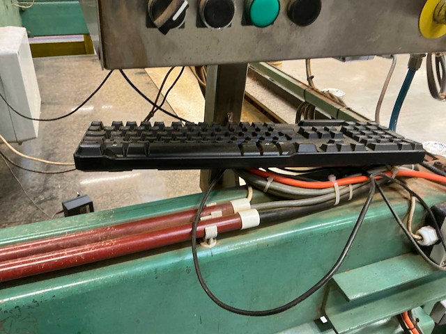 Zelfbouw controlemachine voor panelen dikteafwijking - afbeelding 9 van  23