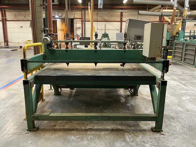 Zelfbouw controlemachine voor panelen dikteafwijking - afbeelding 12 van  23