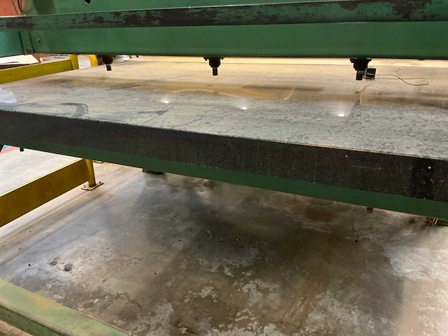 Zelfbouw controlemachine voor panelen dikteafwijking - afbeelding 23 van  23