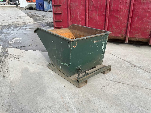 Zelfkiepende heftruckcontainer - afbeelding 1 van  10