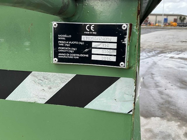 Zelfkiepende heftruckcontainer - afbeelding 6 van  12