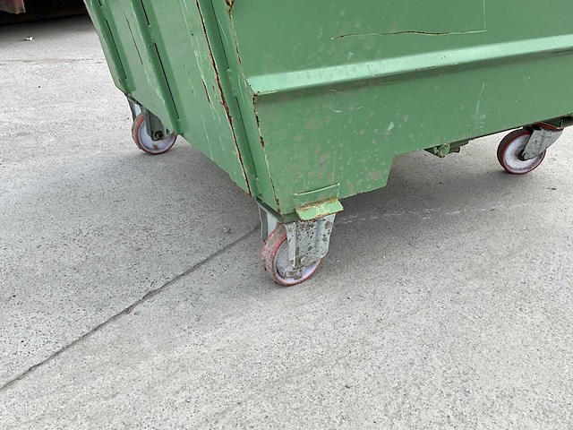 Zelfkiepende heftruckcontainer - afbeelding 11 van  12