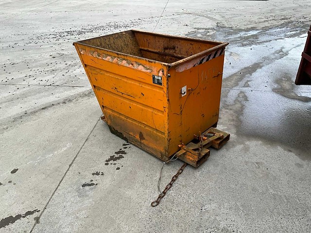 Zelfkiepende heftruckcontainer - afbeelding 1 van  9