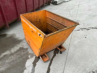 Zelfkiepende heftruckcontainer - afbeelding 7 van  9