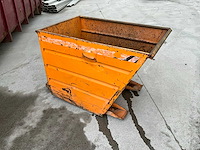 Zelfkiepende heftruckcontainer - afbeelding 8 van  9