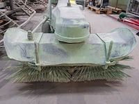 Zelfrijdende borstelmachine - afbeelding 6 van  6
